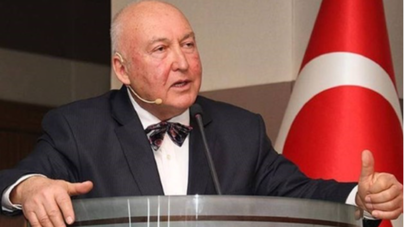 Prof. Dr. Övgün Ahmet Ercan beyin kanaması geçirdi!