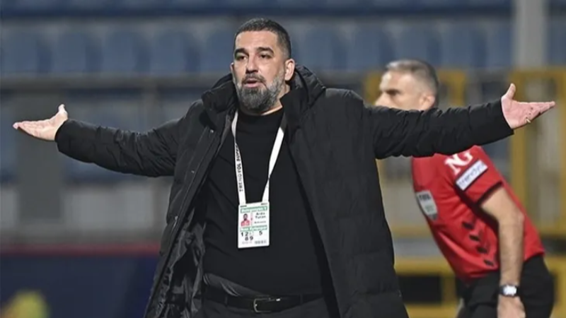 Arda Turan paylaşılamıyor