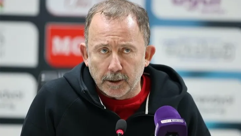 Sergen Yalçın'ın her söylediği ayrı bir olay
