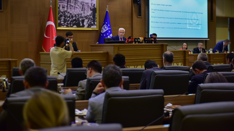 Başkan Bozbey acı gerçeği tüm Bursa ile paylaştı...