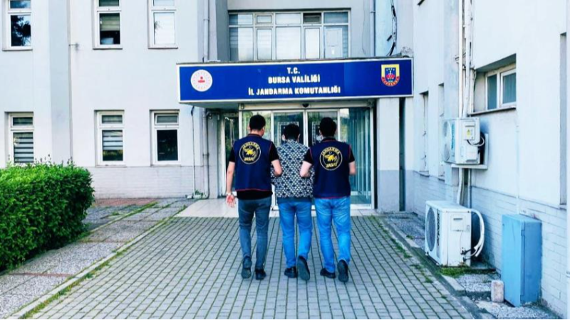 Bursa'da dolandırıcılık operasyonu! Kıskıvrak yakalandılar...