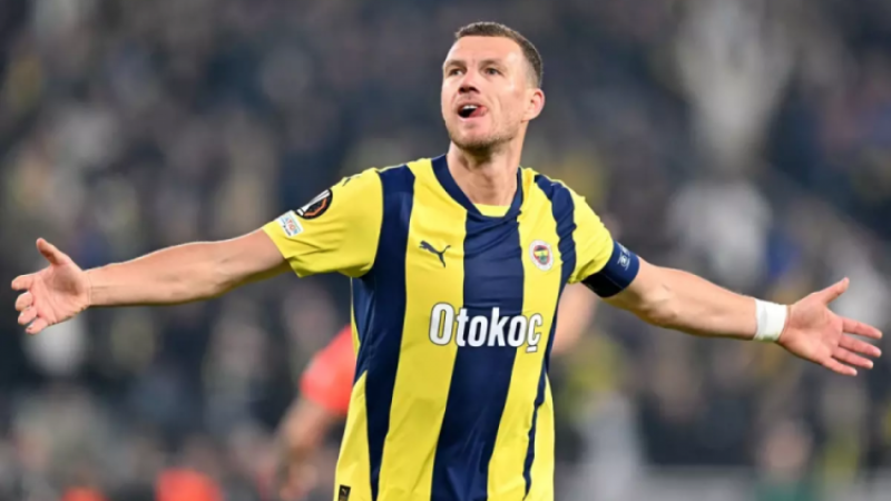 İşte Fenerbahçe'den ayrılan Dzeko'nun yeni takımı!