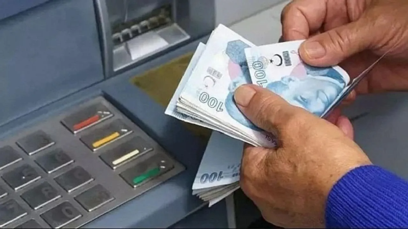 ATM'lerde yeni dönem: Para çekme limiti yükseltildi