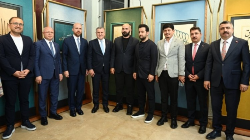 Bursa'da "Adil-i Mutlak" hat sergisi açıldı