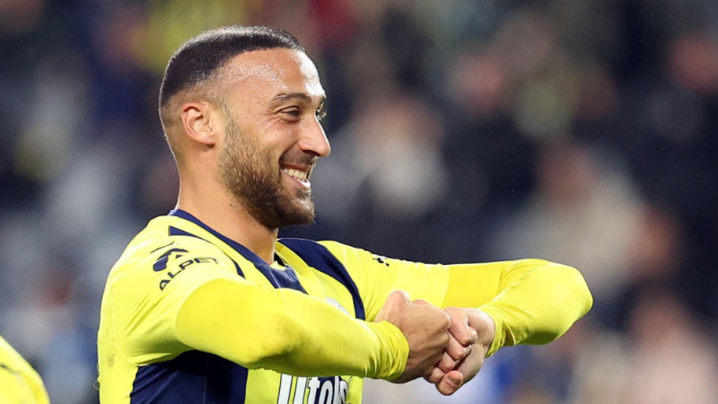 Fenerbahçe'de Cenk Tosun gidiyor o geliyor!