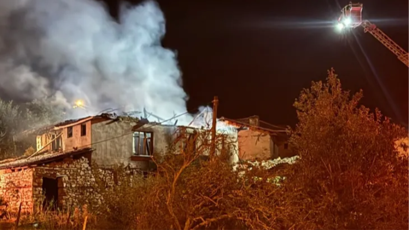 Bursa'da gece yarısı korkutan yangın!