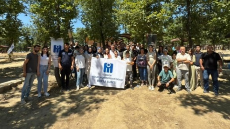 Genç İnşaat Mühendisleri Bursa'da stres attı