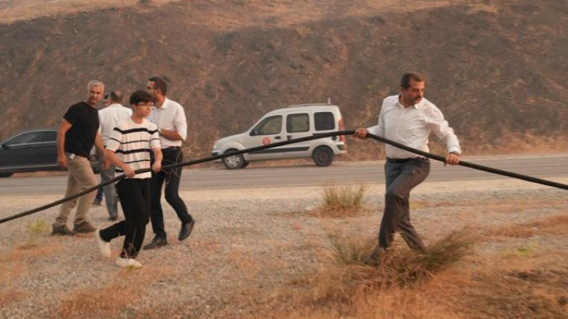 Bursa'da belediye başkanı hüngür hüngür ağladı