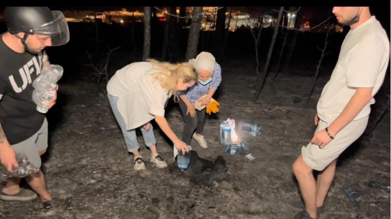 Bursa'daki yangında gönüllüler arasında o isim de var!