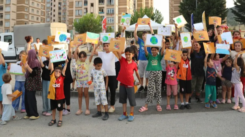 Bursa Büyükşehir yangın bölgesindeki çocuklar için devrede!