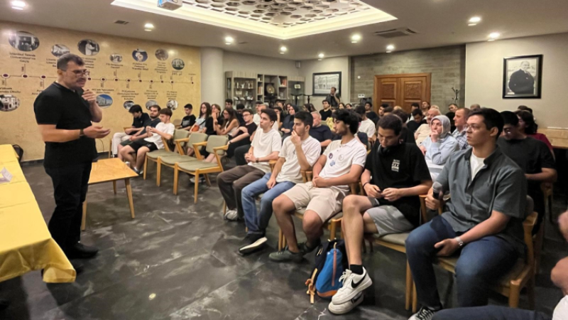 İTÜ rektörü tercih günleri için Bursa'da