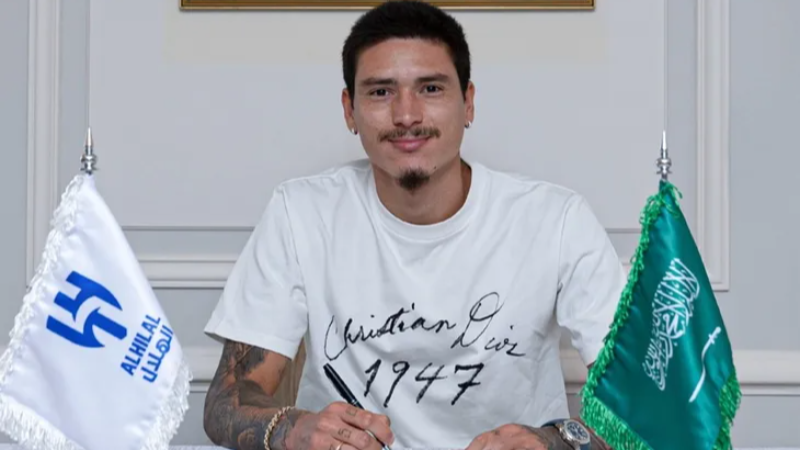 Al Hilal, Darwin Nunez'i kadrosuna kattı