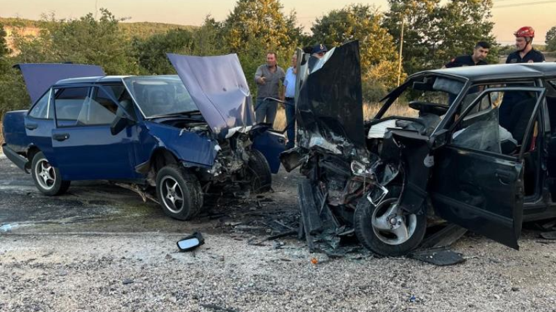 Bursa'da feci kaza; 1 ölü, 3 ağır yaralı