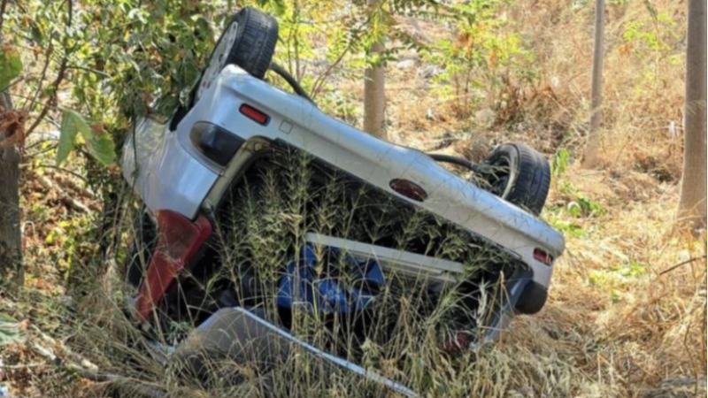 Bursa'da uçuruma yuvarlanan otomobil bu hale geldi