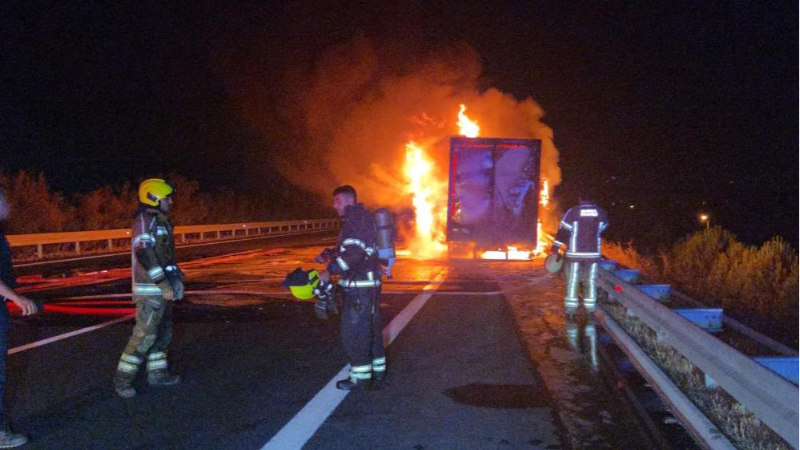 Bursa itfaiyesi her yere hızır gibi yetişti!