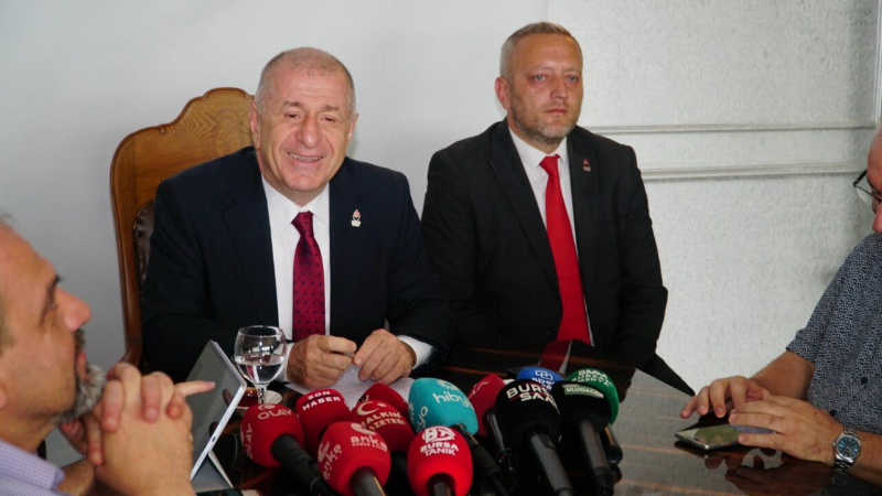 Ümir Özdağ Bursa&#039;da; Cumhur reyonu AK Parti’nin iflasıdır