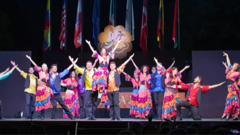 İtalya'da şov yaptılar, Bursa'ya ödülle döndüler!