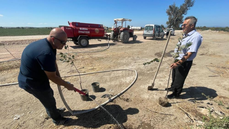 Bursa'da "Ağaççı hoca" lakaplı sınıf öğretmeninden örnek davranış