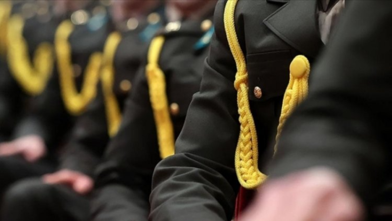 10 subay ve astsubay gözaltına alındı!