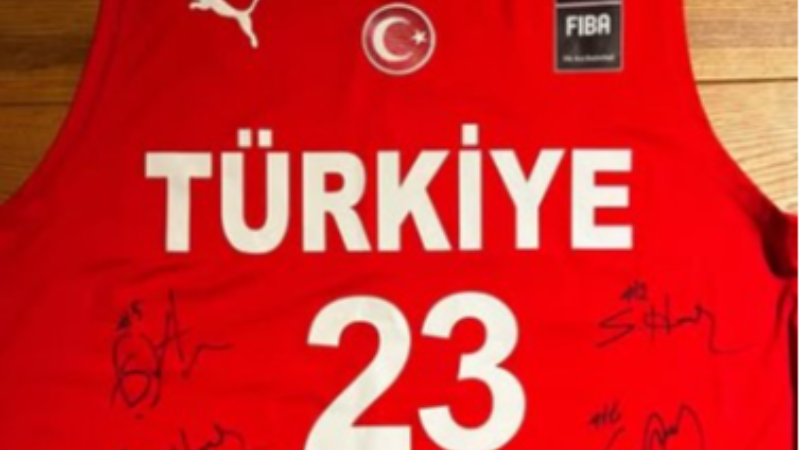 Çağan Ata Taran için bu forma 1 milyon Lira...