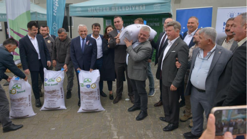 Bursa'da çiftçinin yüzü güldü!