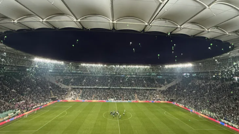 Bursaspor tribünlerinde harika görüntüler