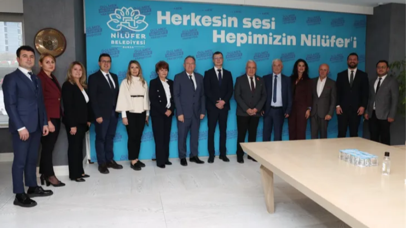 Bulgar heyet, Başkan Şadi Özdemir’i ziyaret etti