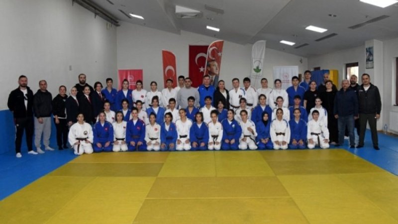 Osmangazili Judocular farkını ortaya koydu!