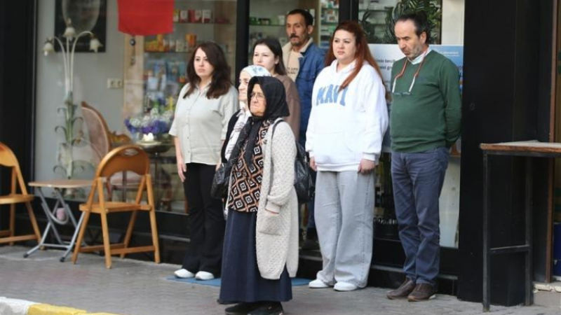 10 Kasım saat 09.05'te hayat durdu!