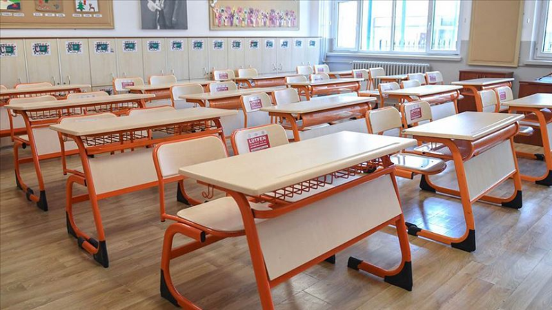 Okullarda ara tatil kalkıyor mu?