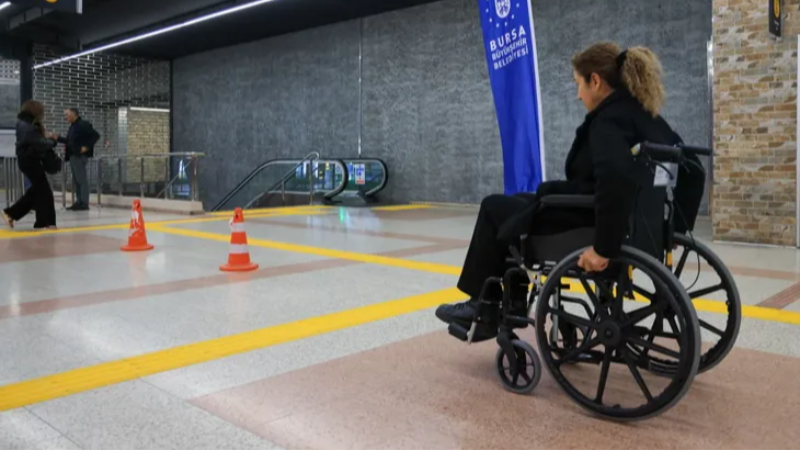 Bursa'da özel gereksinimli bireylerin yaşadığı problemler böyle anlatıldı!