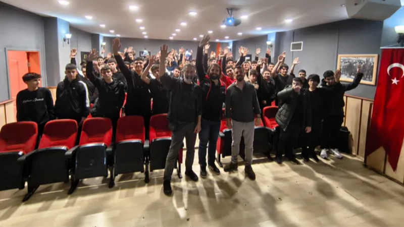 Bursa'da öğrencilere bakın hangi konuda bilgilendirildi!