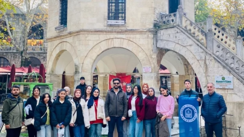 Yıldırımlı gençler Bursa'yı keşfediyor