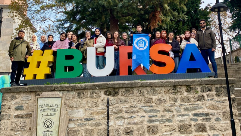 Yıldırımlı gençler Bursa'yı keşfediyor