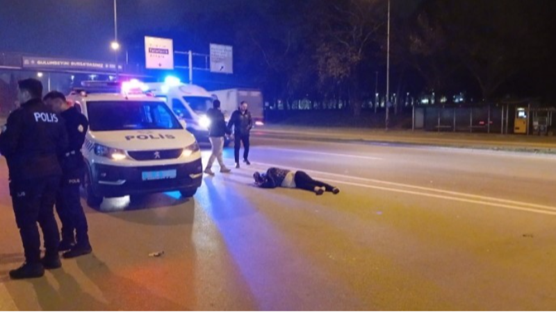 Bursa'da üst geçidi kullanmadı, olanlar oldu