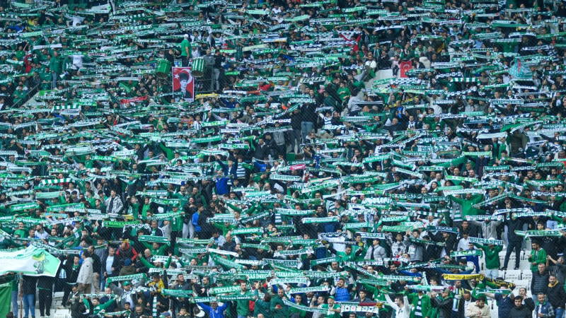 Söyleyin kimde var böyle taraftar; Saat 17.00, Rakam 30 bin...