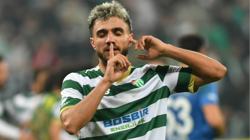 Herkes sussun Timsah konuşuyor!