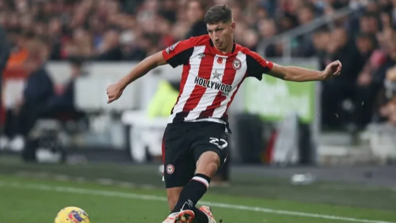 İşte  Galatasaray'da 6 numaraya yeni aday!